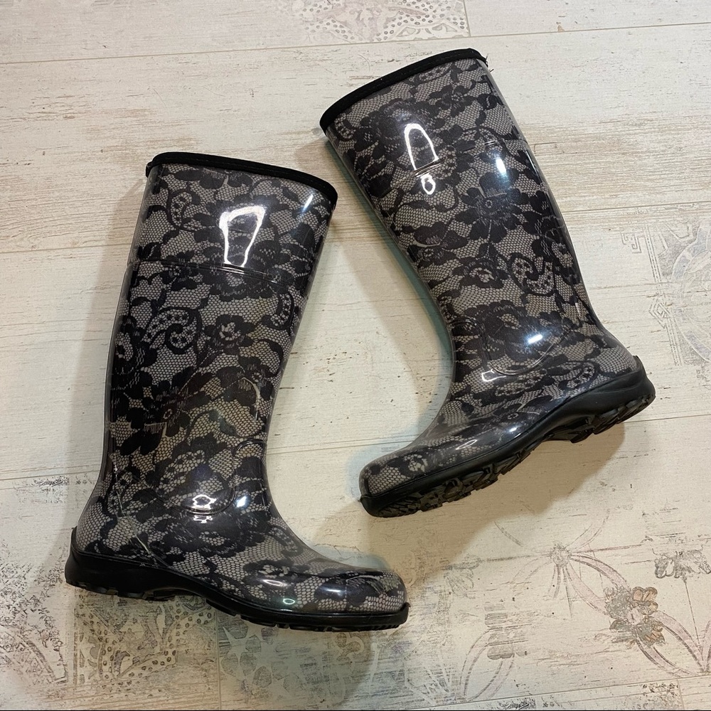 Kamik Black and White Lace Print Rain Boots